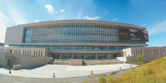 吉林省图书馆15日起预开放 9月28日将正式开
