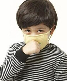 小孩咳嗽呕吐应该如何治疗啊?