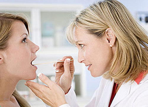 检查慢性咽炎用做喉镜吗?